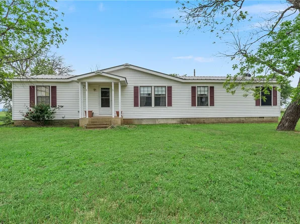 2849 Rost Rd, Mc Gregor, TX 76657