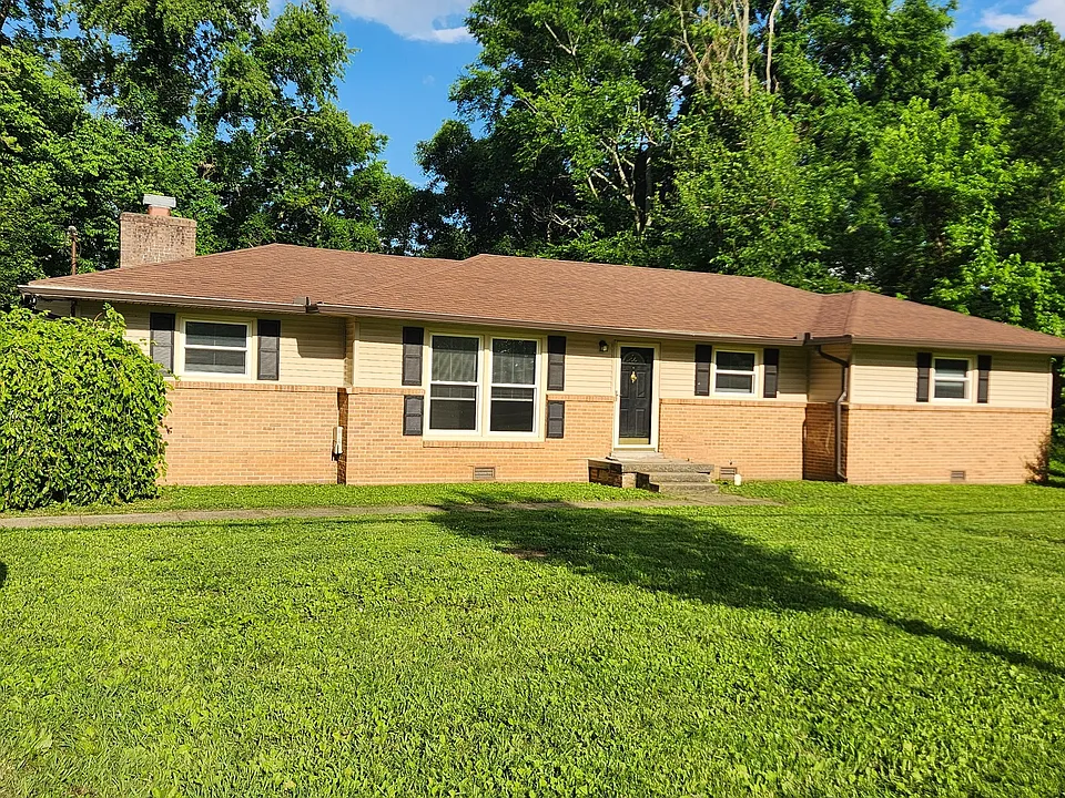 1306 White Blvd