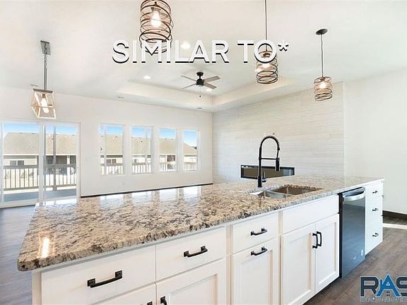 5th image of 6708 S Laguna Cir
