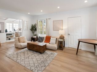 239 S Doheny Dr, Beverly Hills, CA 90212