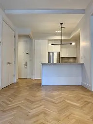 Rented by Compass | media 10