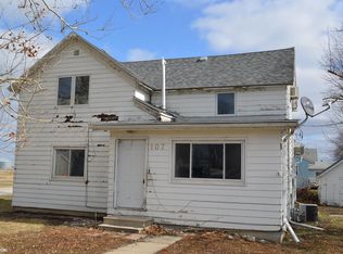 107 N 3rd St, Vincent, IA 50594