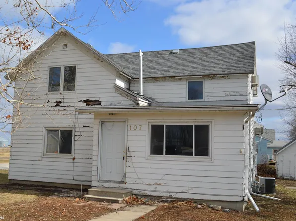 107 N 3rd St, Vincent, IA 50594