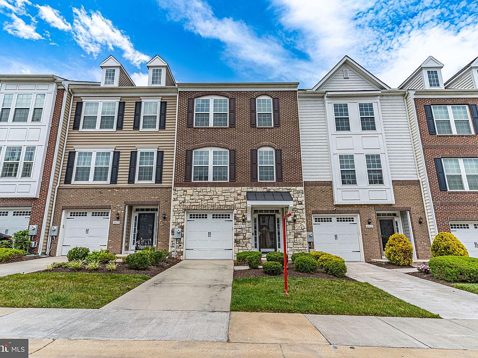1st image of 4821 Forest Pines Dr