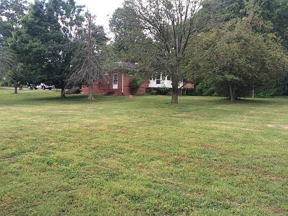 3rd image of 3865 Asheville Hwy