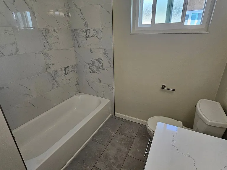 3381 Monroe St — Photo 17