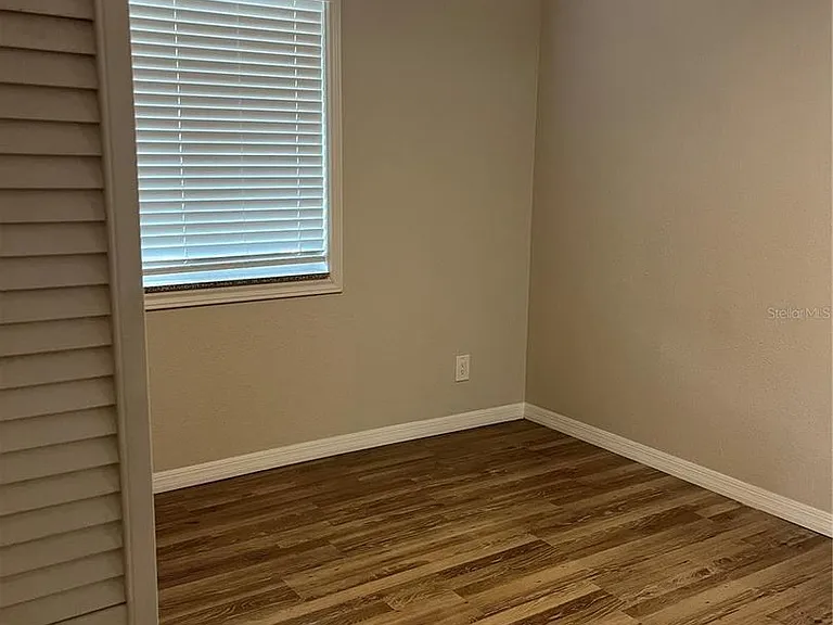 528 Golden Raintree Pl — Photo 15