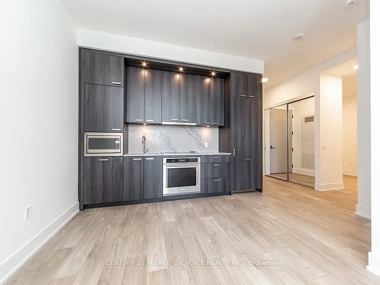 858 Dupont St #Penthouse 32 — Photo 21