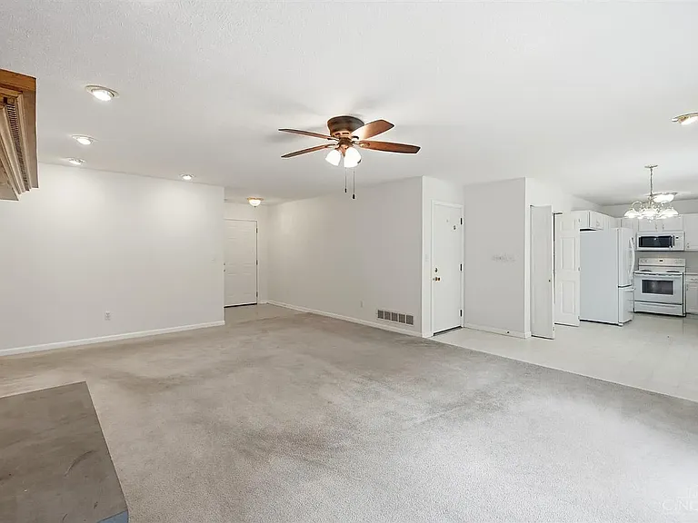 8051 2nd St — Photo 5