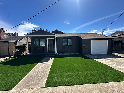 24659 Joanne St Photo 1