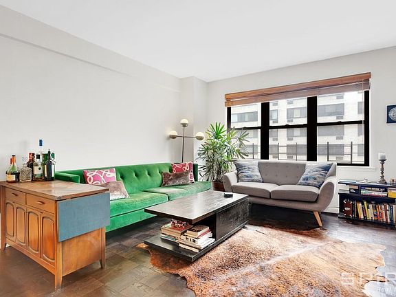 5th image of 301 E 48th St APT 11G