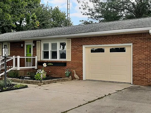 30698 N Fostoria Rd, Millbury, OH 43447