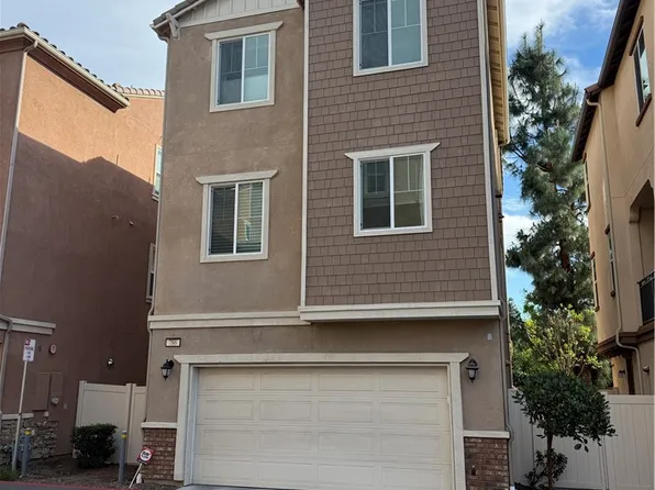 786 Plum Ln #108, Pomona, CA 91767