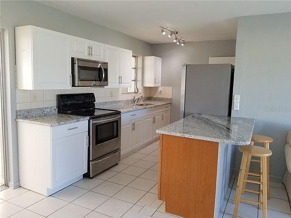 4th image of 22063 Marshall Ave