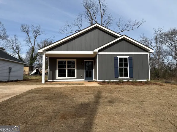 407 E Chappell St, Griffin, GA 30223