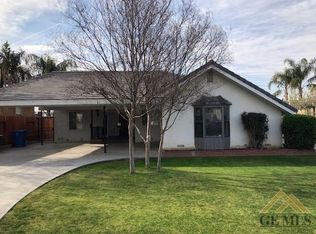 29 Jeffrey St, Bakersfield, CA 93305
