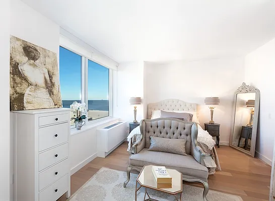 Rented by Red Apple Group | media 2