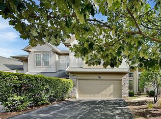 437 Metropolitan St, Aurora, IL 60502