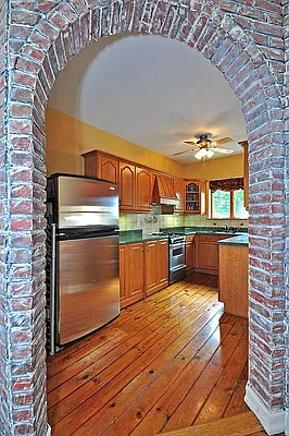 Sold by House-N-Key Realty | media 16