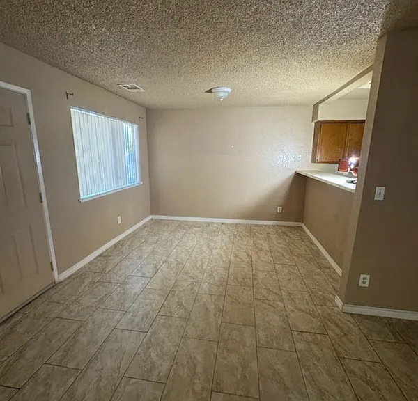 1190 S Winery Ave #192 — Photo 2