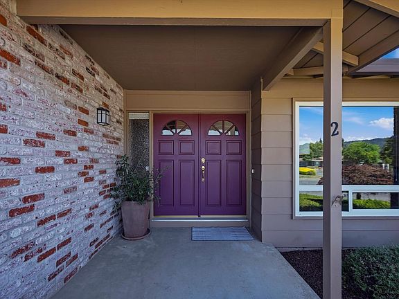 2nd image of 2 Oakhurst Place