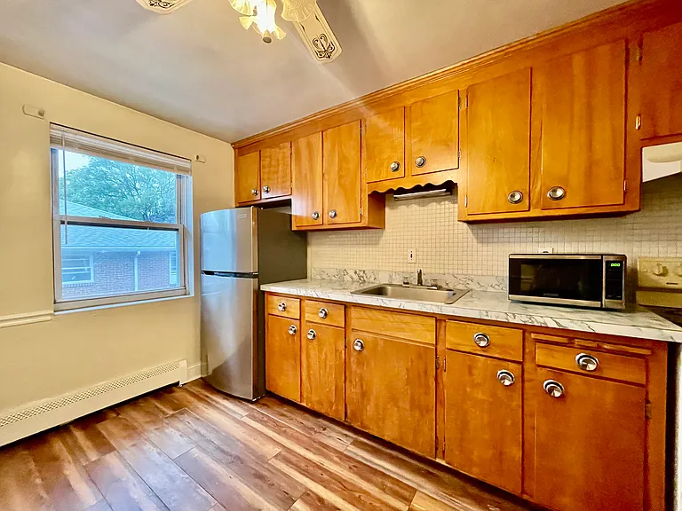 39 Montvale Ave #9 — Photo 8