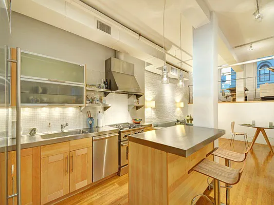 Rented by Sotheby's International Realty | media 14