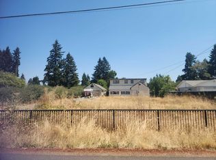 2221 E Irwin Way, Eugene, OR 97402