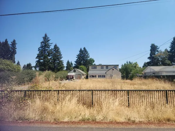 2221 E Irwin Way, Eugene, OR 97402