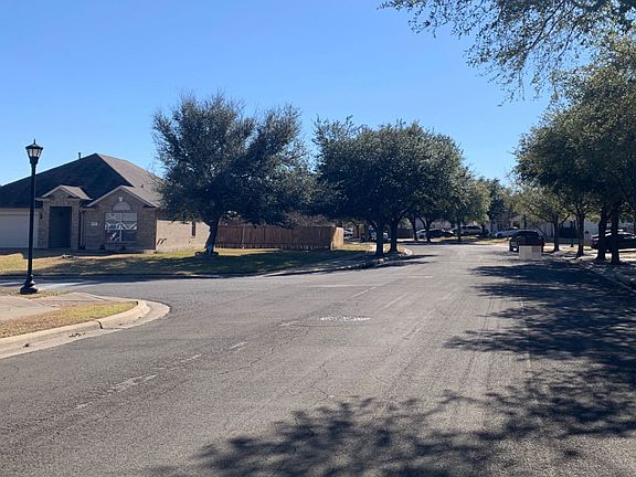 5th image of 508 Hometown Pkwy