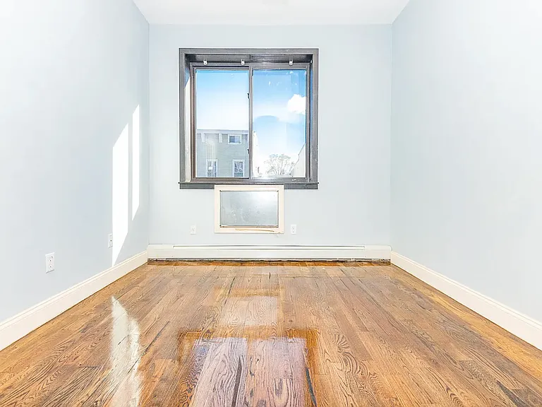 39 Suydam St #2B — Photo 3