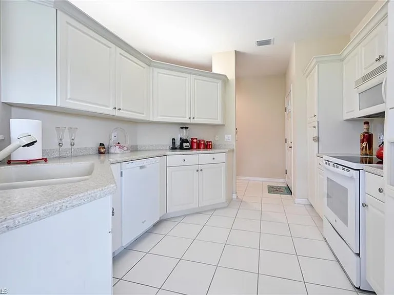 6065 Pinnacle Ln #1001 — Photo 7