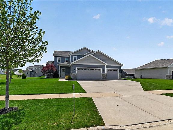 2nd image of 4416 Eagle Ridge Lane