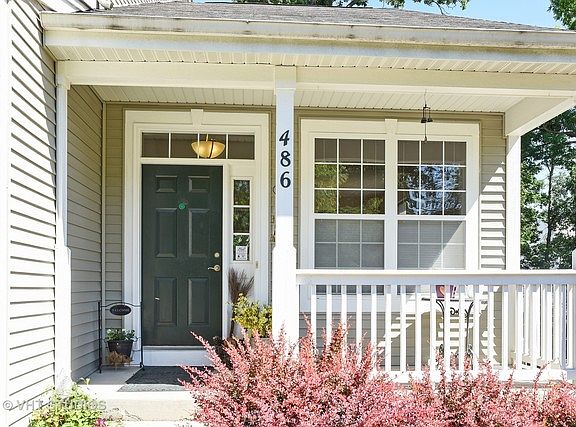 2nd image of 486 Oakhurst Ln