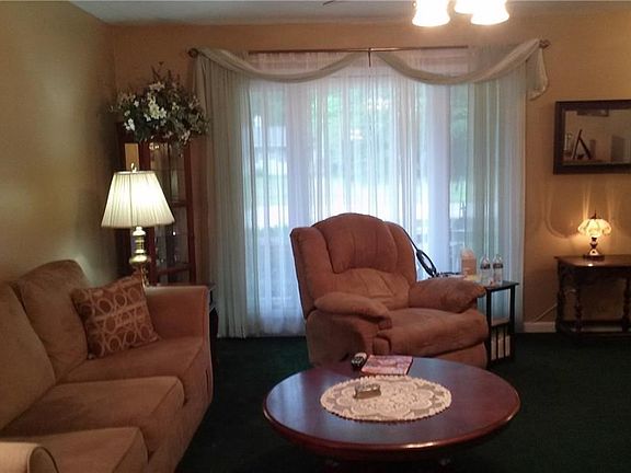 5th image of 6433 Lockwood Dr