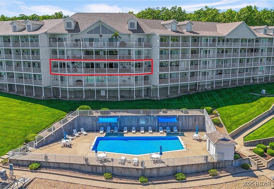 1st image of 4800 Eagleview Dr #127C
