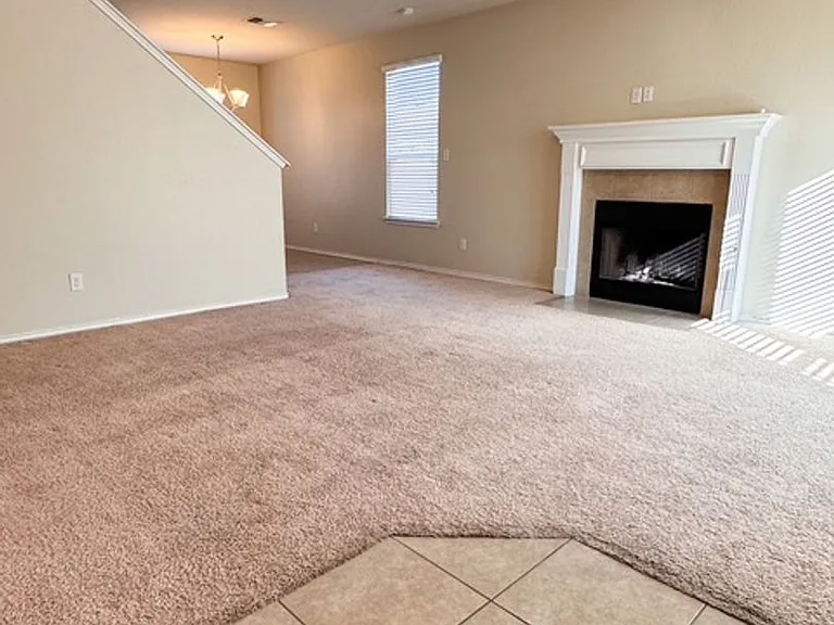 1237 Briscoe Ct — Photo 2