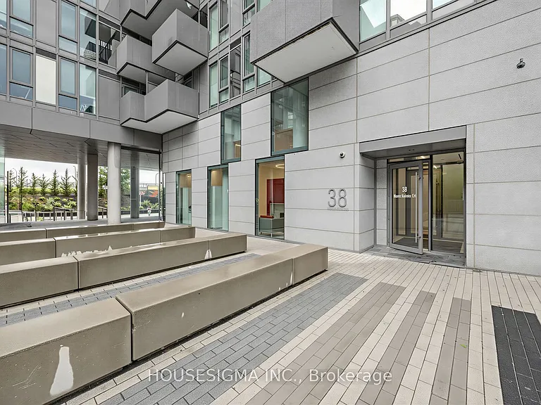 38 Monte Kwinter Ct #7 — Photo 1