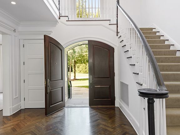 3 Fairway Drive