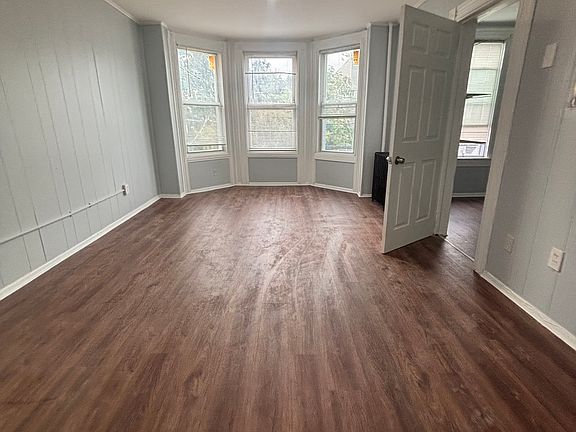3rd image of 73 2nd St Floor 2