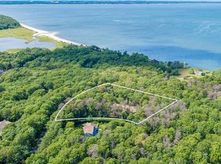 1 Channing Cross, Hampton Bays, NY 11946