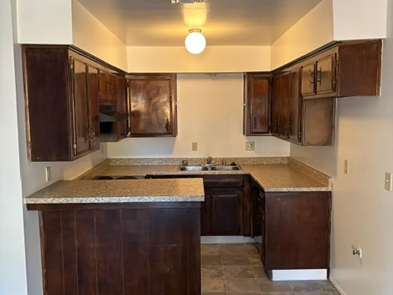 8012 N Laurelglen Blvd #C — Photo 7