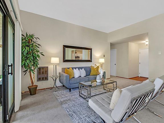 3rd image of 1171 Compass Ln APT 307