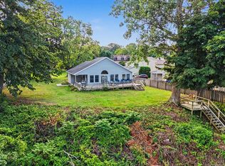 8 N Shore Dr N, South Haven, MI 49090