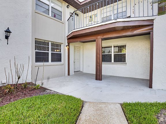 2nd image of 53 Windtree Ln #G102