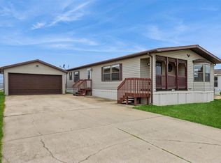 1590 Red Fox Way, Marion, IA 52302