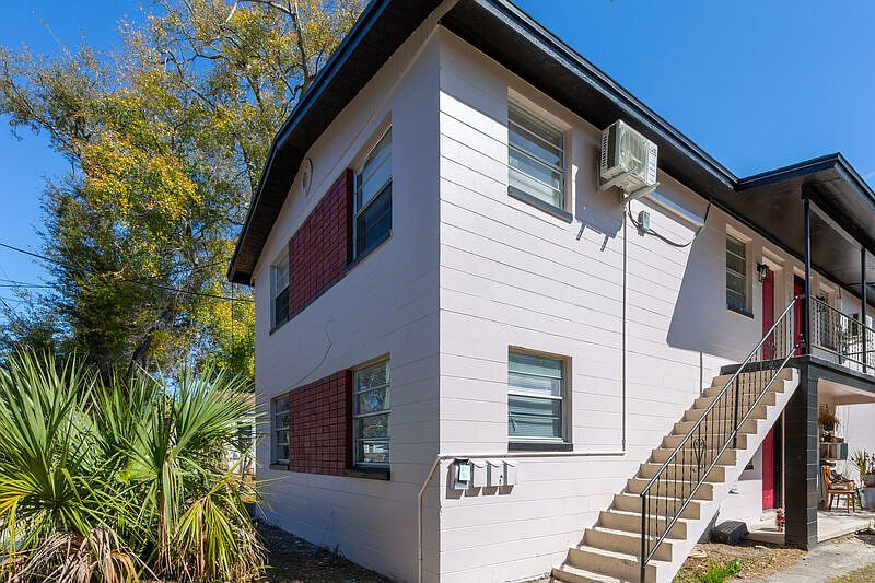 1st image of 1531 Louisiana St APT 4