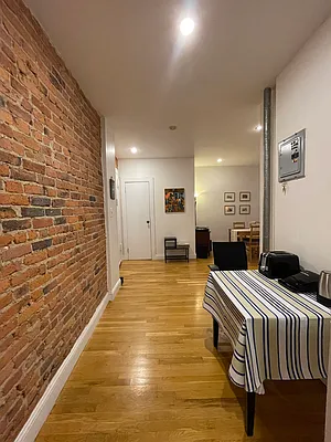 Rented by PMG Real Estate  | media 26