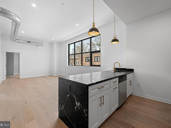 2nd image of 36 N Narberth Ave #2C
