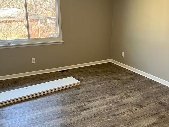 2nd image of 545 E 3rd St APT 1